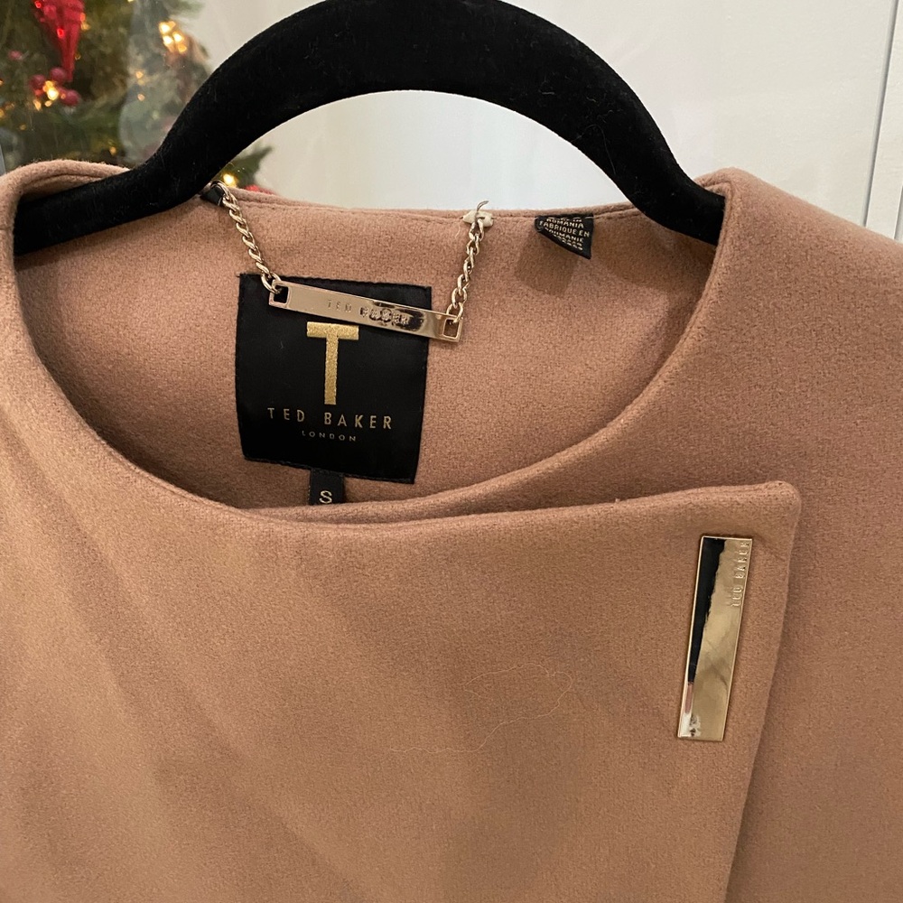 NWOT Ted Baker Vickiye Cape - Picture 6 of 8